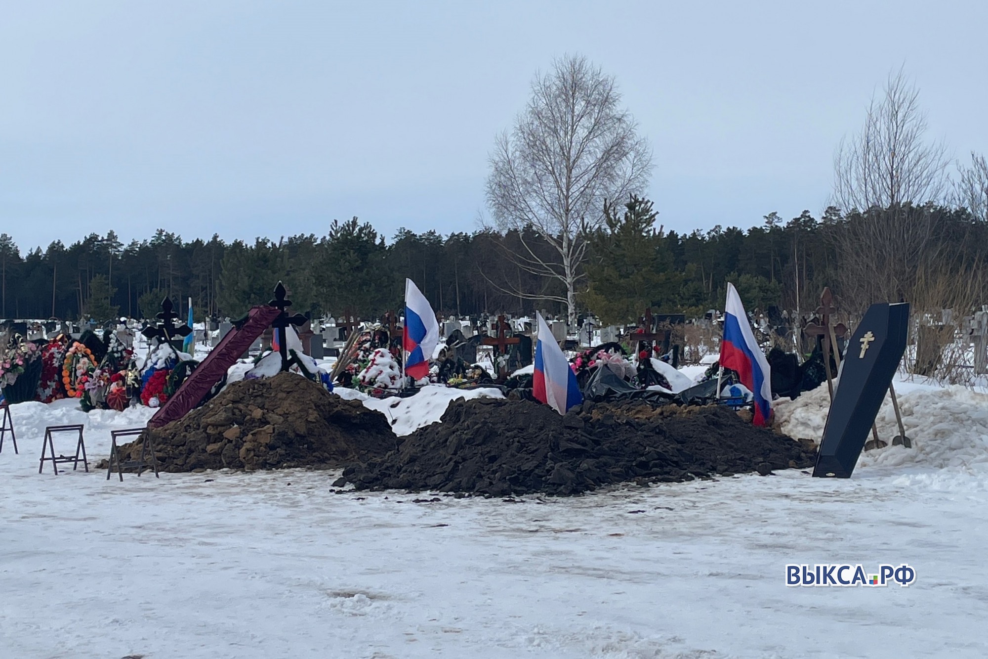 С двумя мобилизованными участниками СВО простились в Выксе